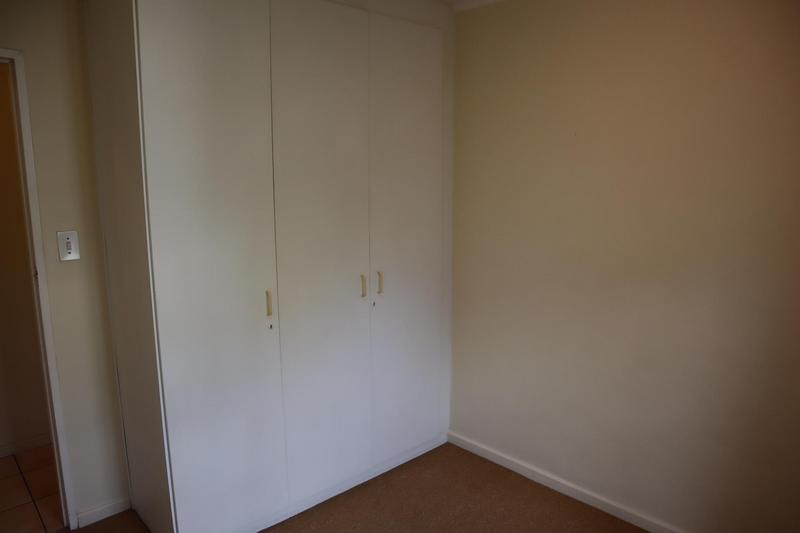 To Let 2 Bedroom Property for Rent in Vredehoek Western Cape
